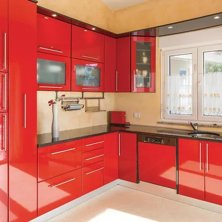 Ferienhaus Gorgeous In With Kitchen *