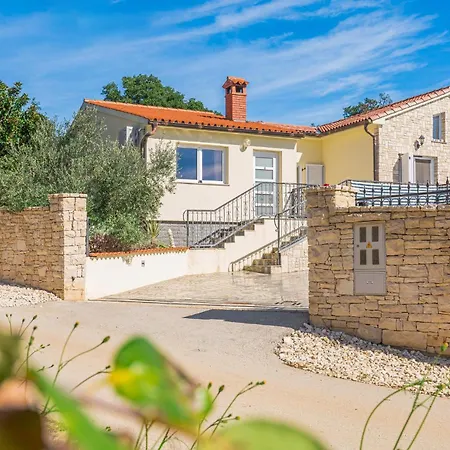 Gorgeous In With Kitchen Medulin