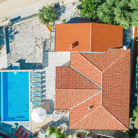 Ferienhaus Gorgeous In With Kitchen