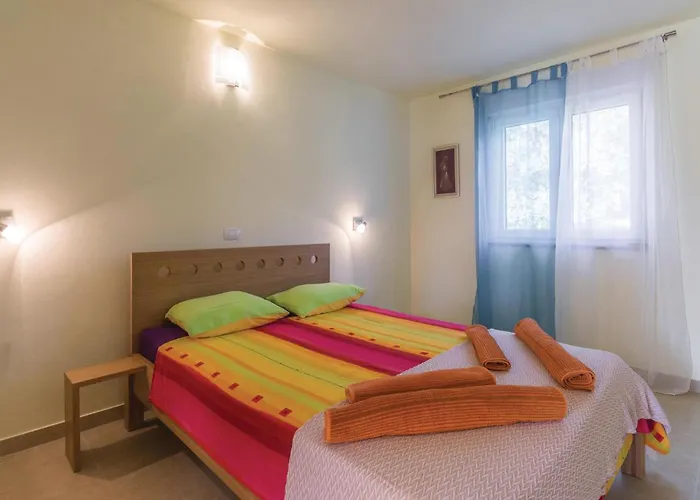 Gorgeous In With Kitchen