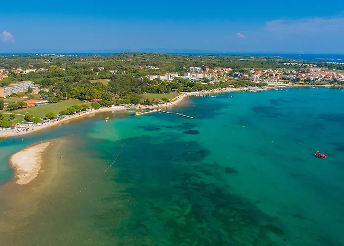 Gorgeous In With Kitchen