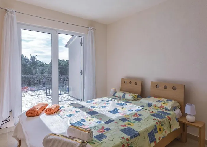 Дом отдыха Gorgeous In With Kitchen Медулин